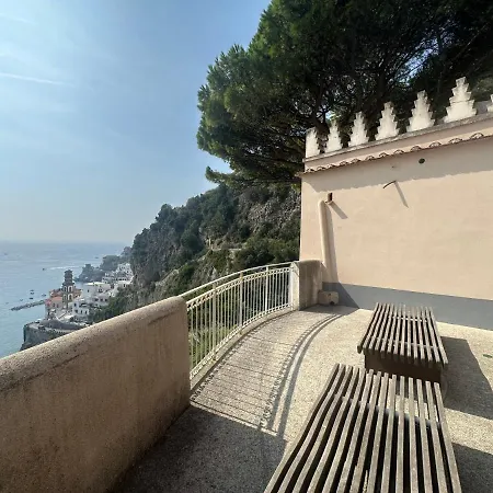 Ravello Suite Apartman *