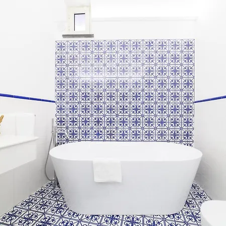 Ravello Suite *
